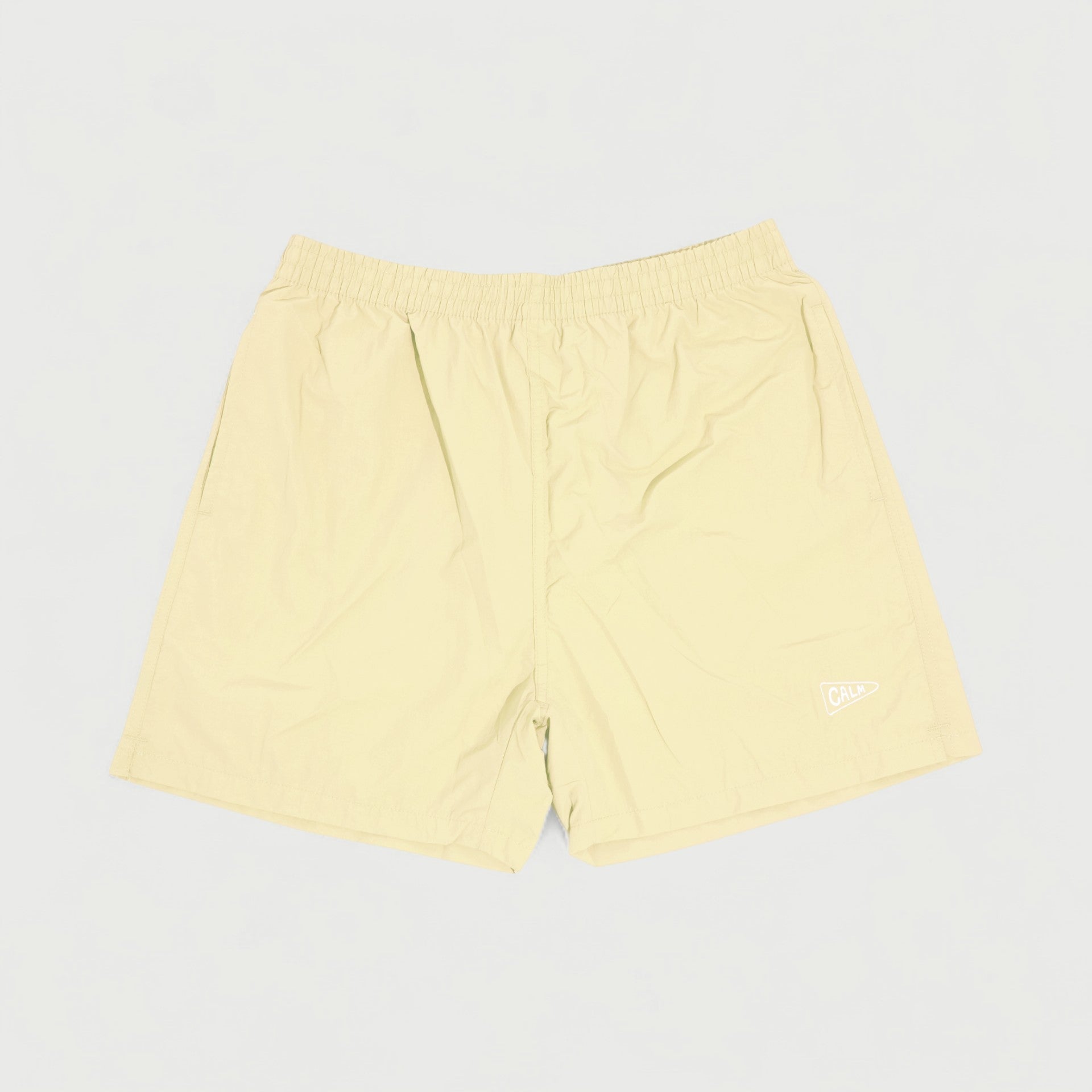 ナイロンショートパンツ