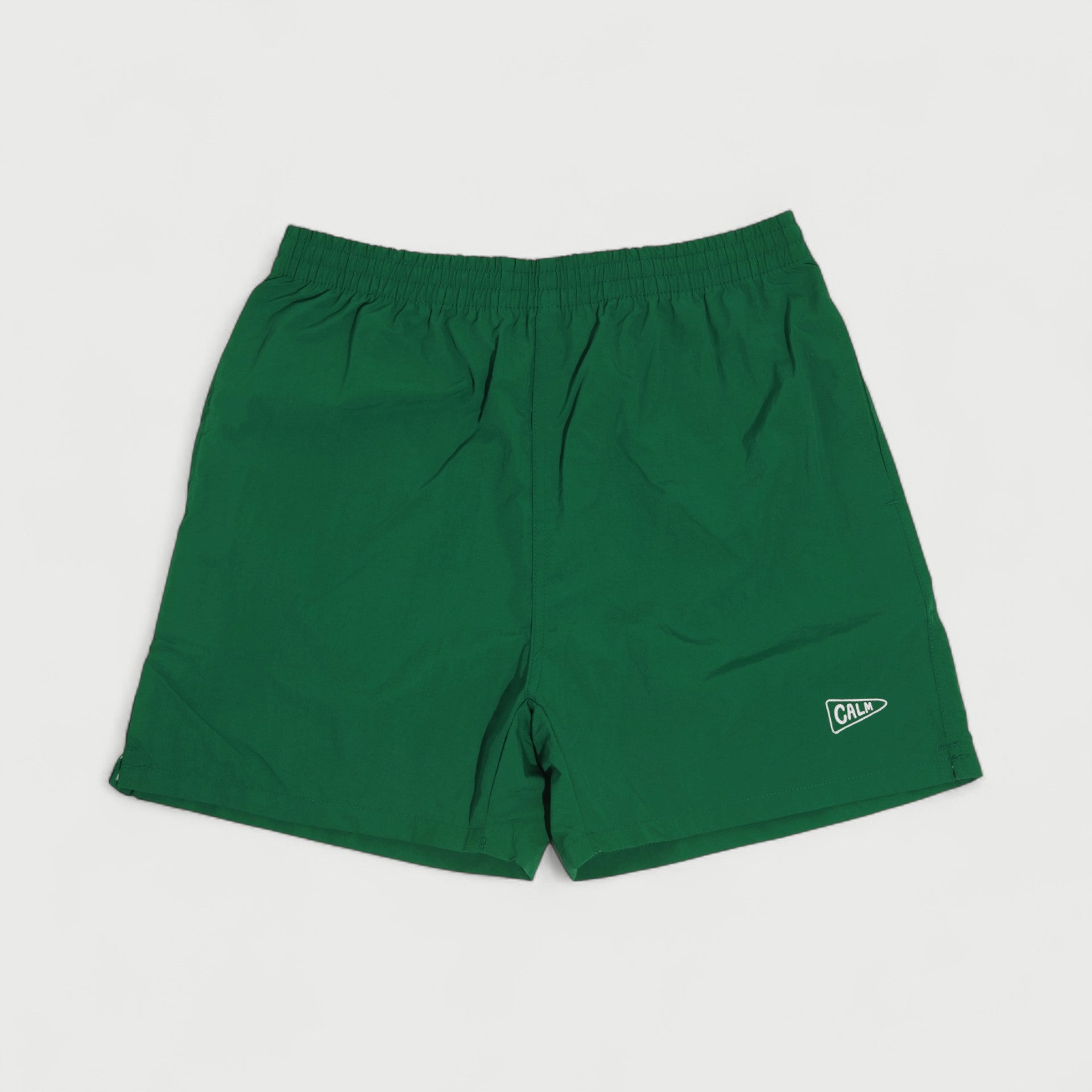 ナイロンショートパンツ